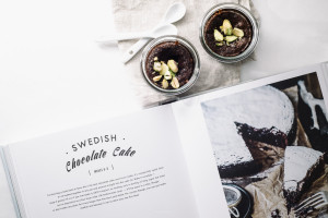 mini swedish chocolate cake recipe - www.iamafoodblog.com