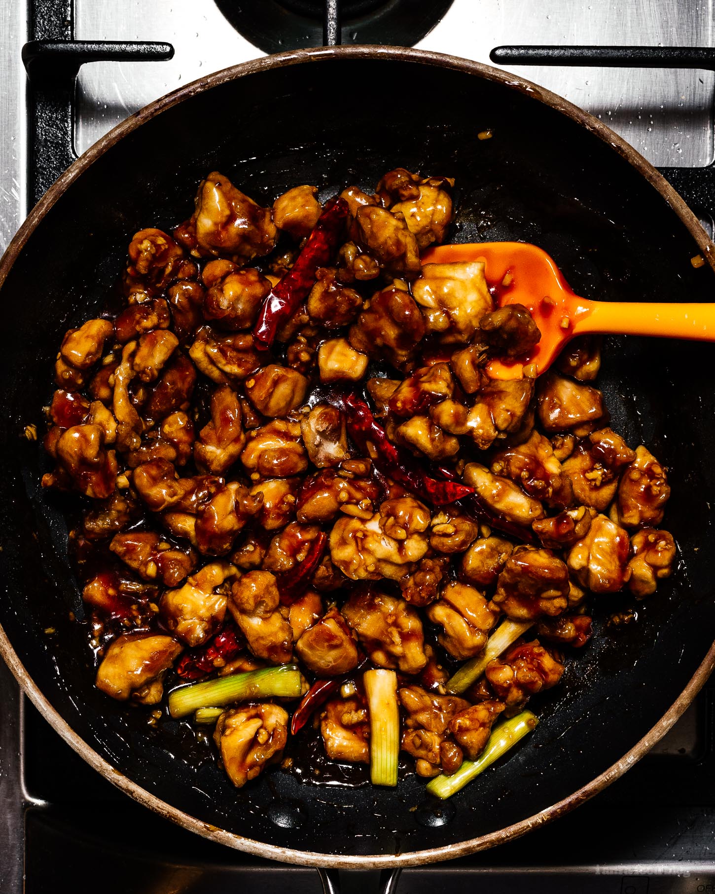 An Easy & Healthy Oven Baked General Tso's Chicken Recipe | www.iamafoodblog.com