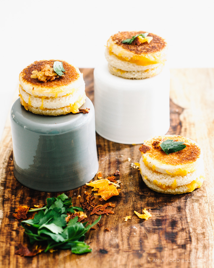 mini grilled cheese cakes - www.iamafoodblog.com