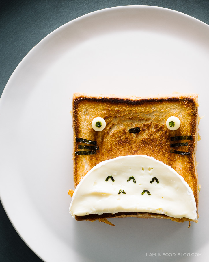 totoro jalapeno grilled cheese recipe - www.iamafoodblog.com