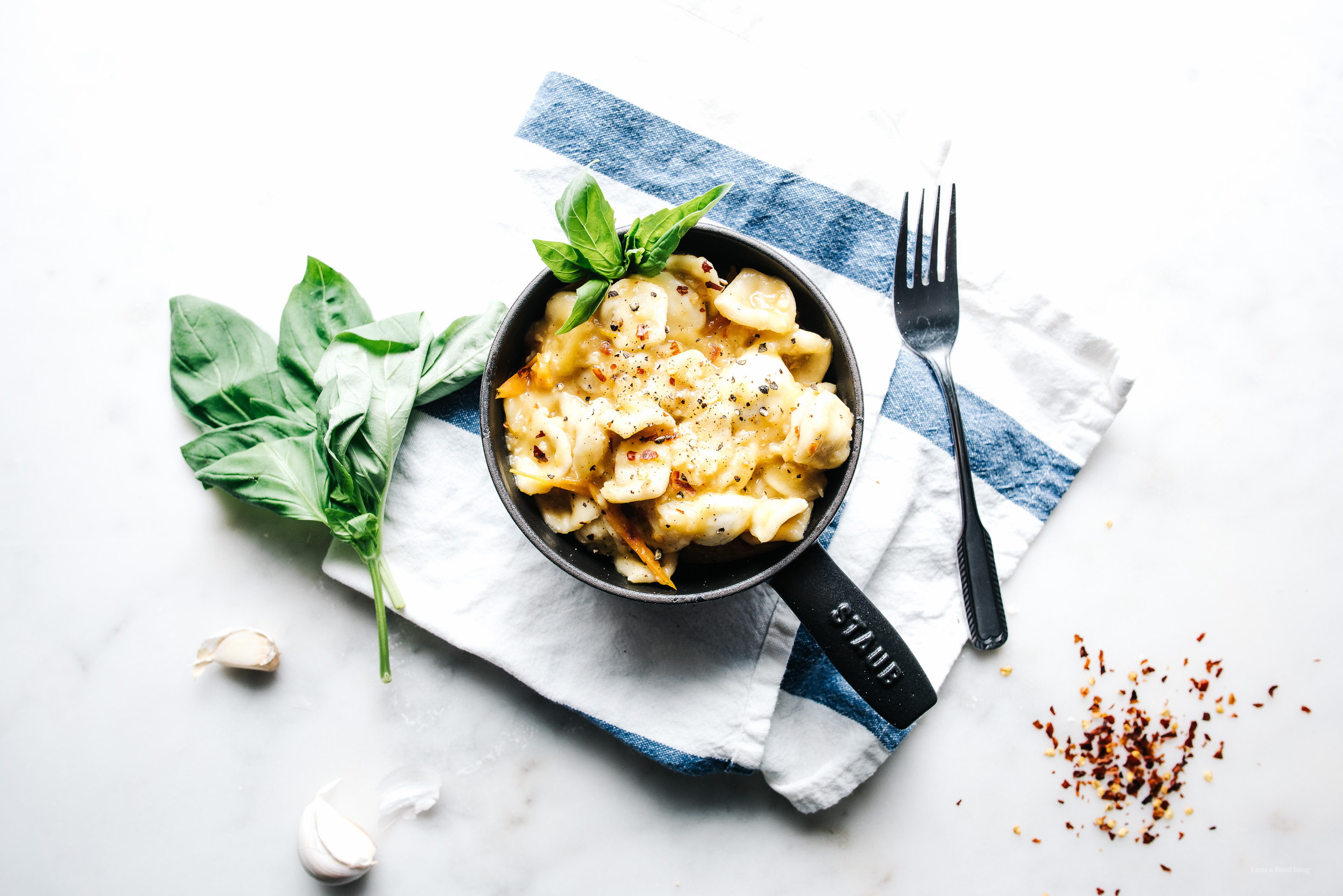 st. patrick's day pot of gold pasta - orecchiette with yellow tomatoes and bocconcini recipe - www.iamafoodblog.com