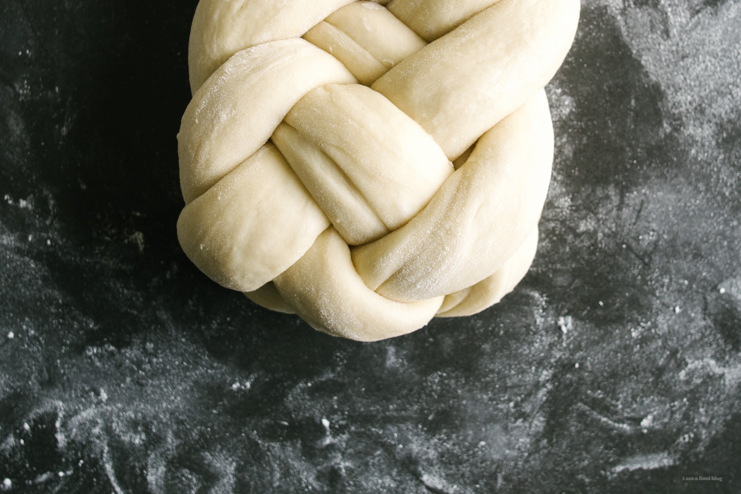challah bread recipe - www.iamafoodblog.com