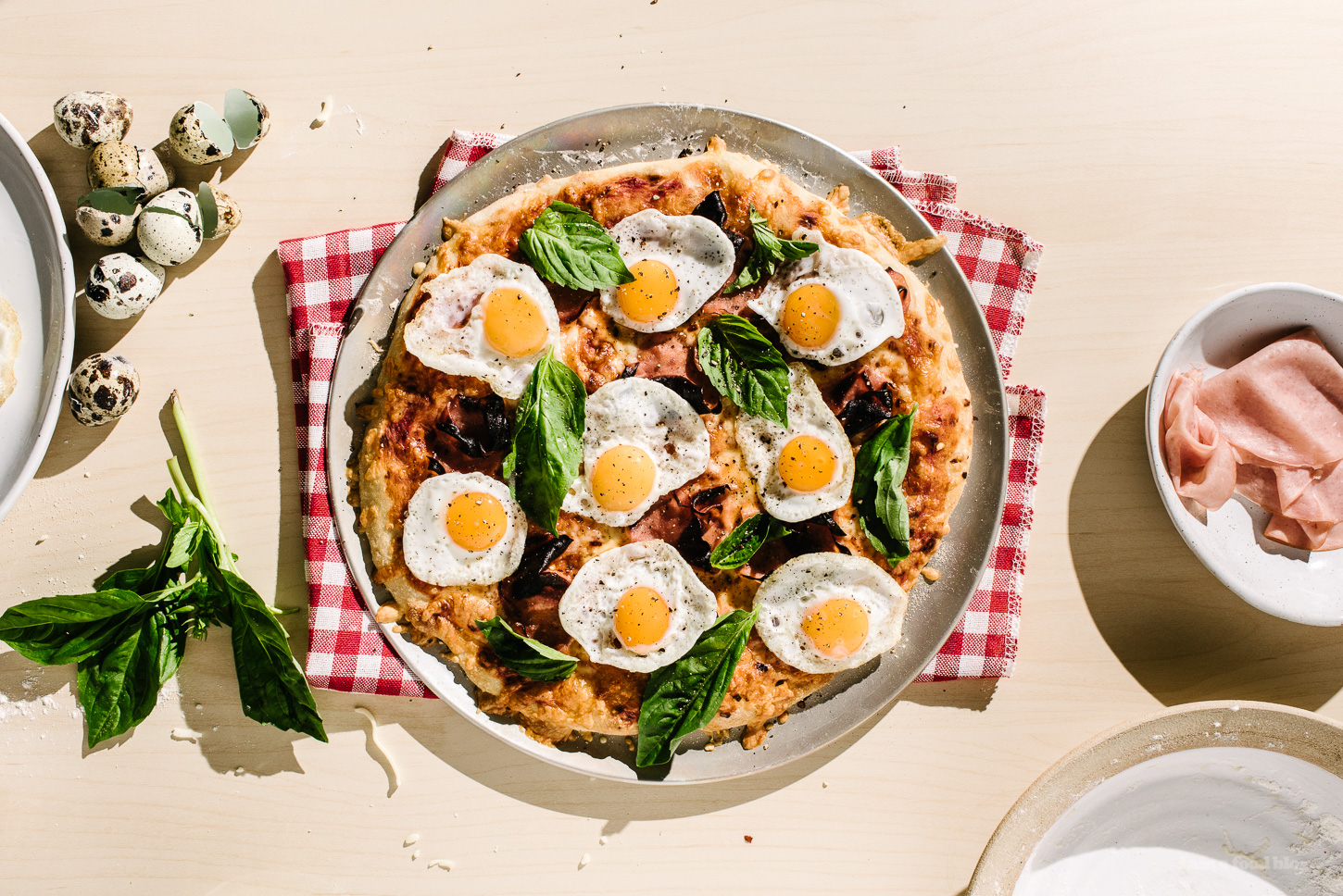 Breakfast Pizza with Ham and Egg Recipe - www.iamafoodblog.com