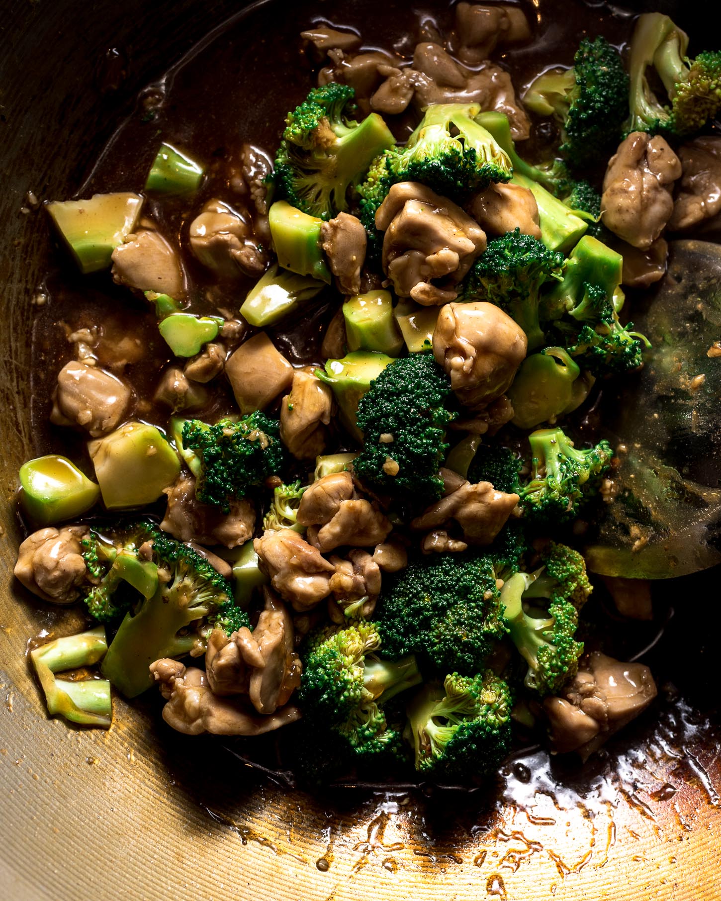 chicken and broccoli chow mein recipe - www.iamafoodblog.com