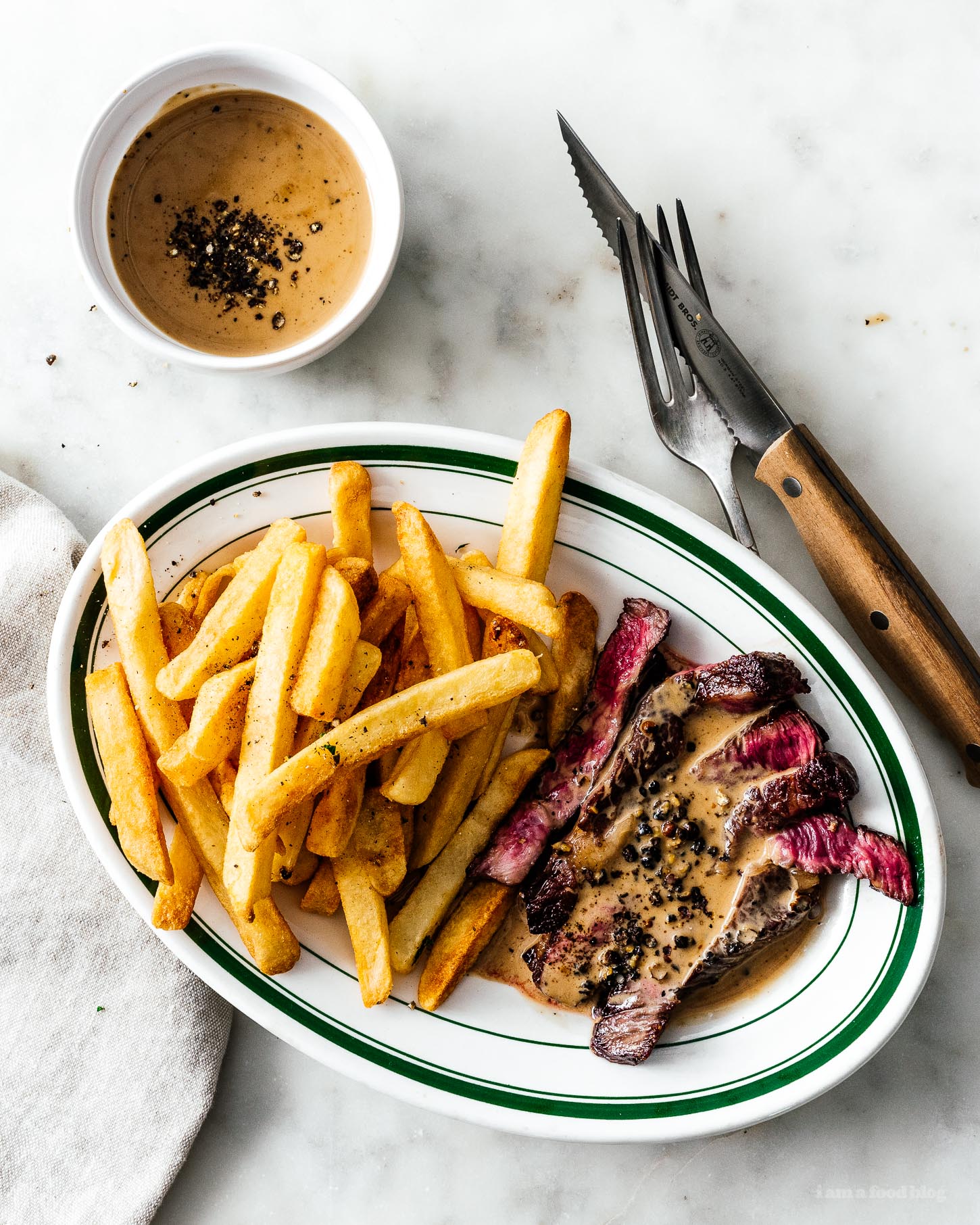 Move over steak spice! Take your steak over the top with these 5 steak sauces that you’ll want to eat with a spoon: mustard cream, classic peppercorn, Japanese Chimichurri, coconut curry, and garlic mushroom. #steak #steakrecipe #recipes #dinner #sauce #steaksauce #reversesearsteak #reversesear