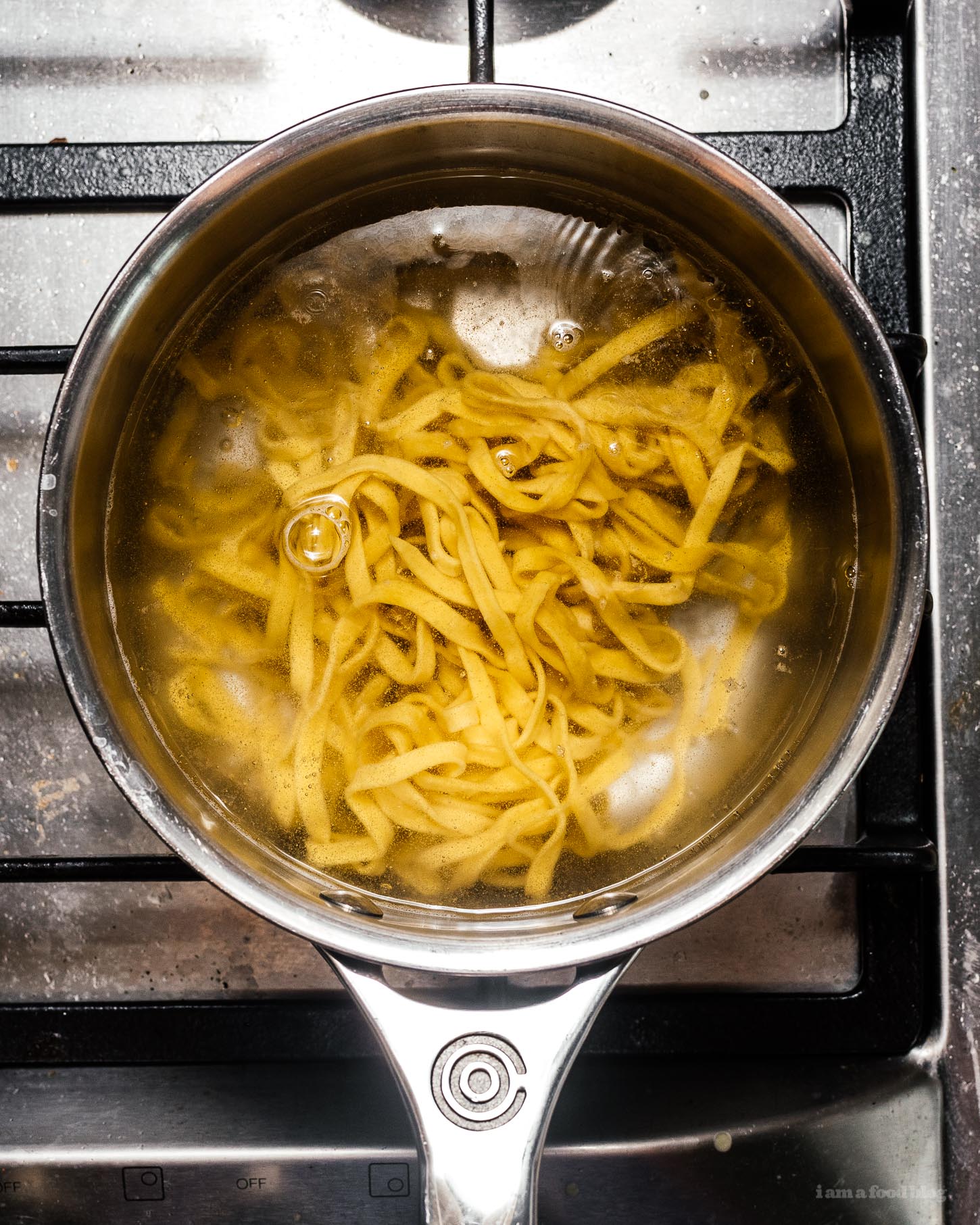 Tips and tricks for making the best weeknight pasta of your life | www.iamafoodblog.com