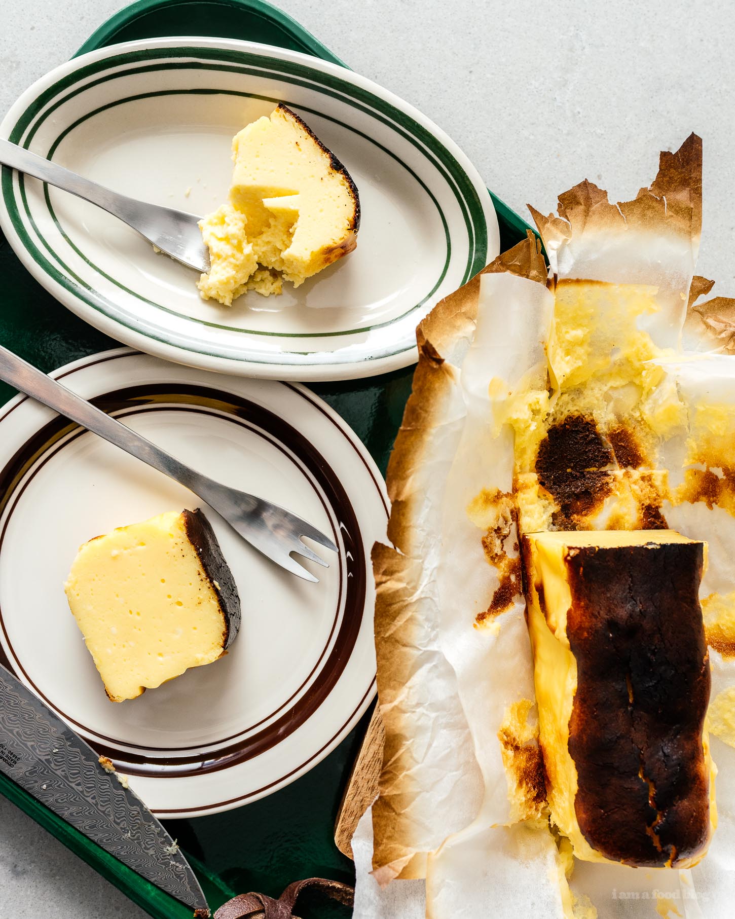 Receta de pastel de queso vasco quemado en lotes pequeños |  www.iamafoodblog.com