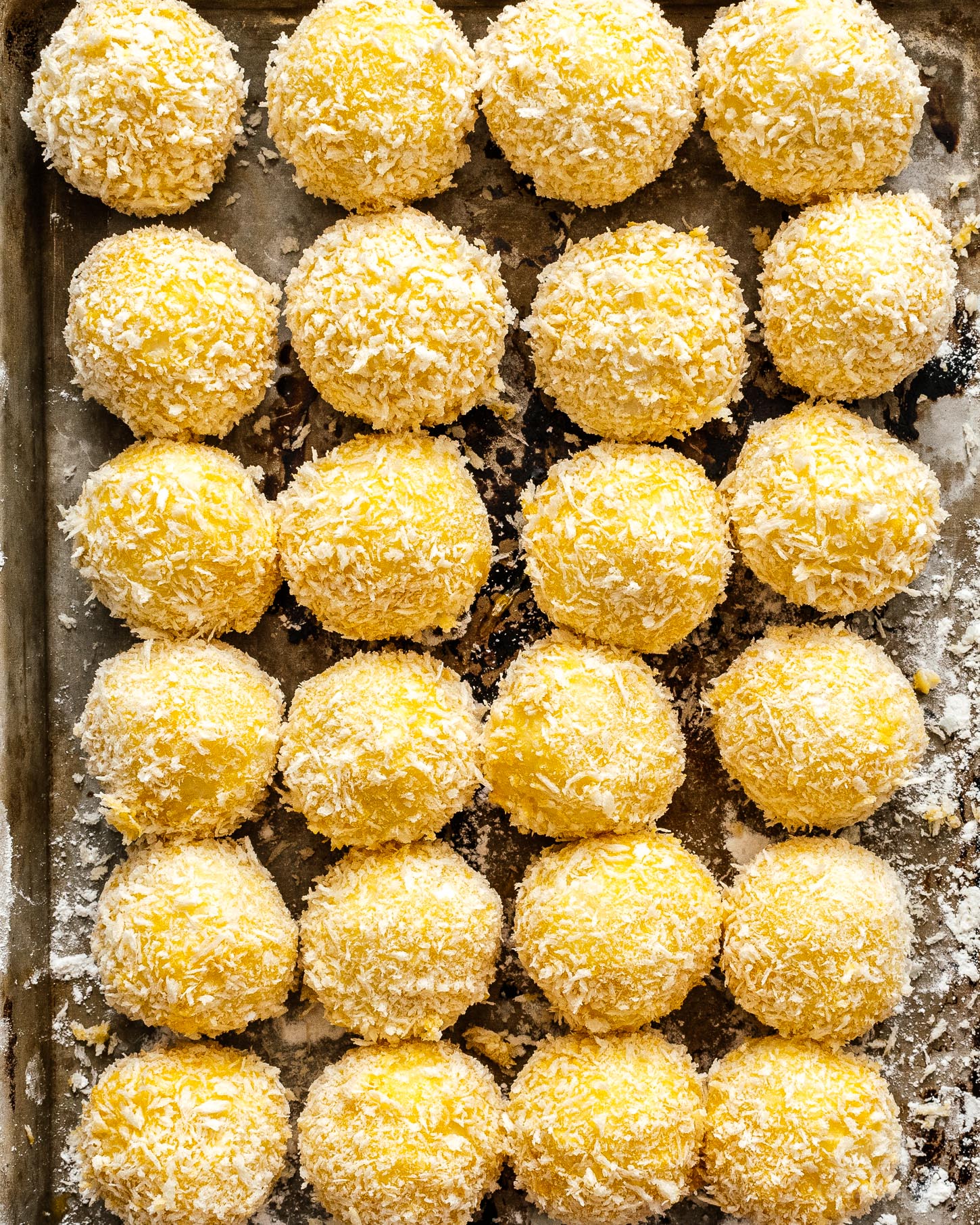 How to make Cheesy Potato Balls | www.iamafoodblog.com