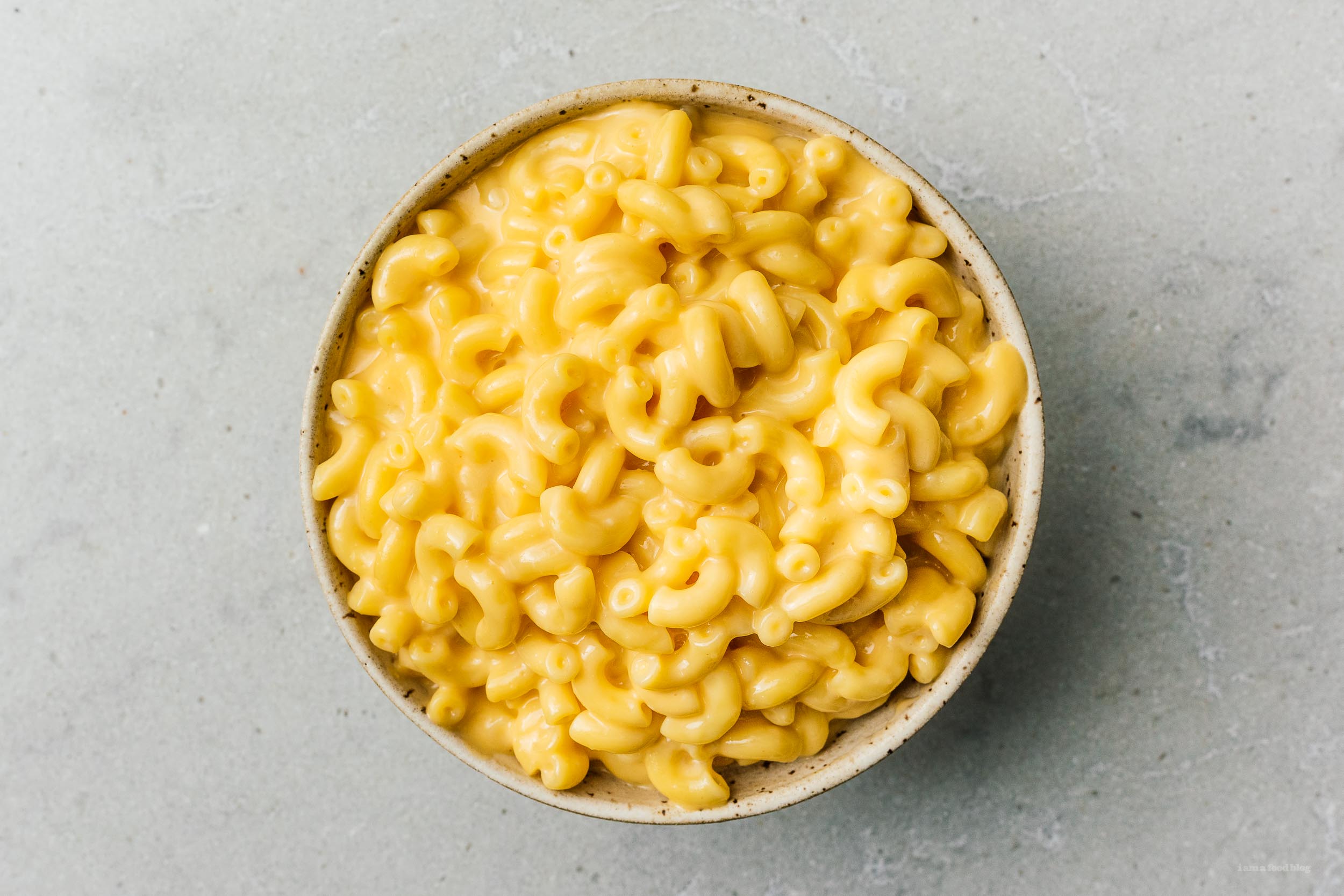 The Creamiest Smoothest Velveeta Mac and Cheese · i am a food blog