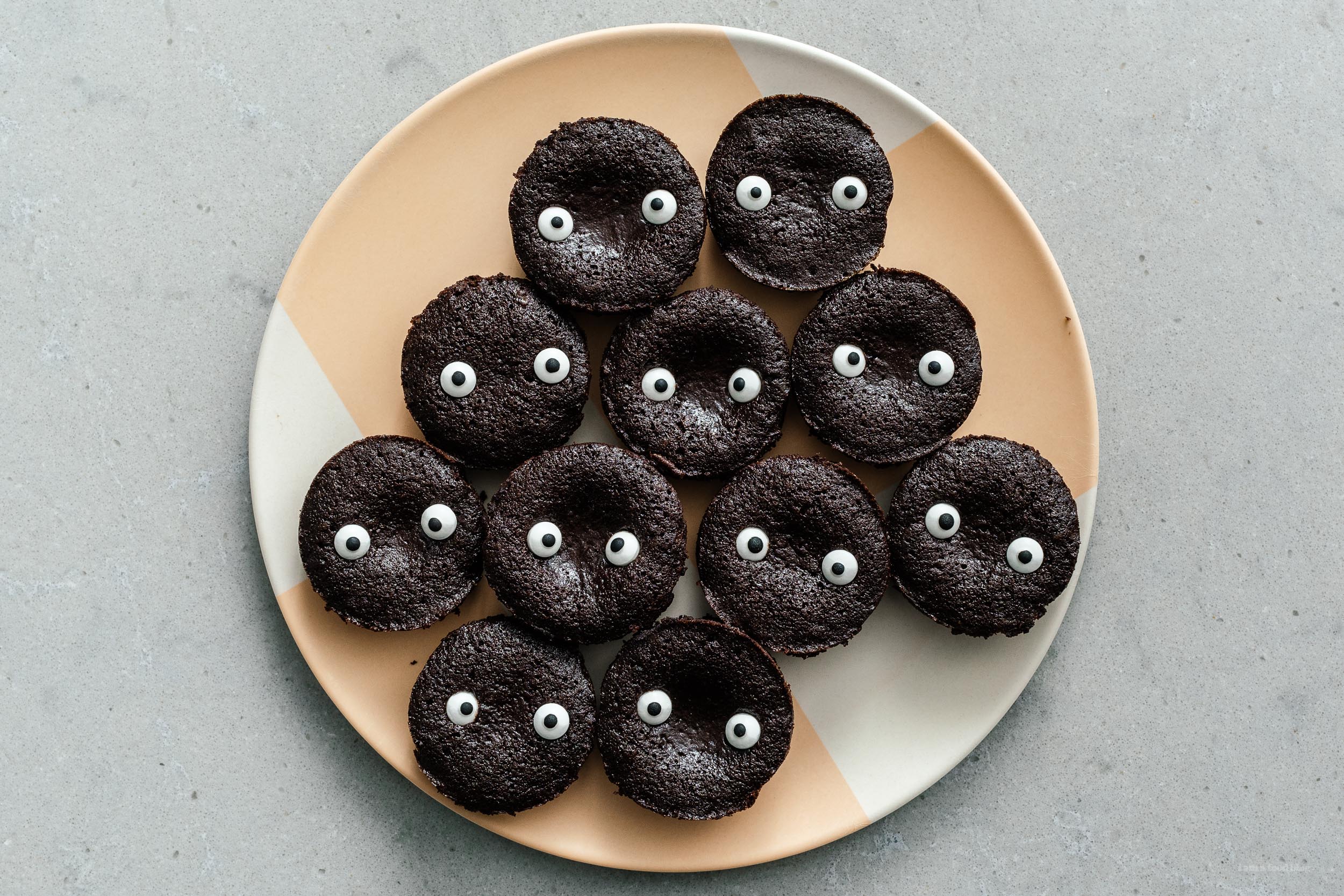 Halloween Treats: Spoopy Soot Sprite Brownies