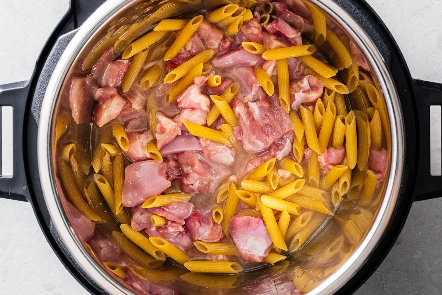 chicken and pasta in instant pot | www.iamafoodblog.com
