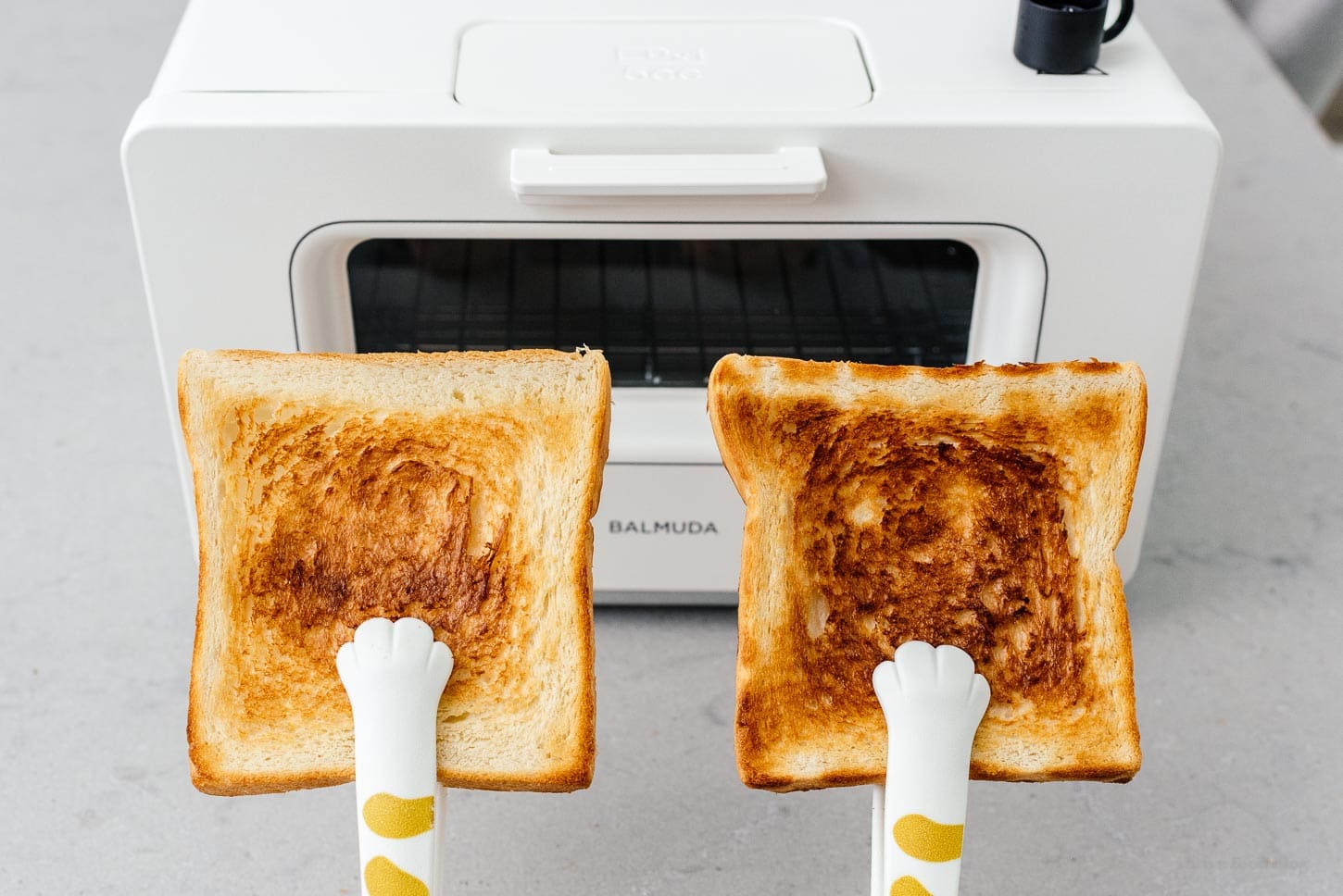 balmuda the toaster review | www.iamafoodblog.com